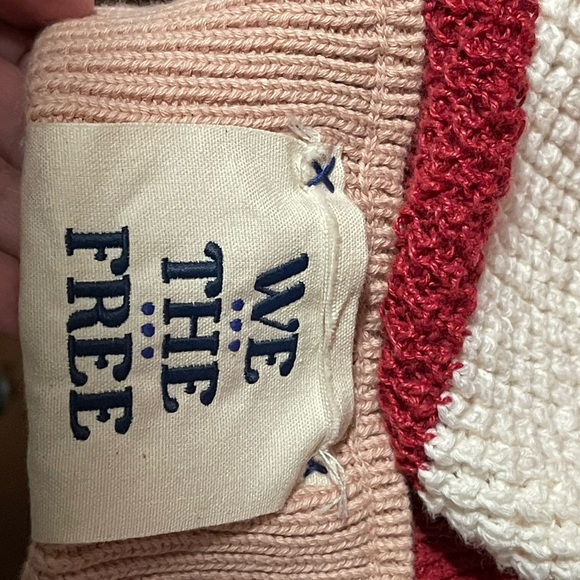 NWT - We The Free Chelsea Cardi Red Combo
Size: M - Picture 7 of 10